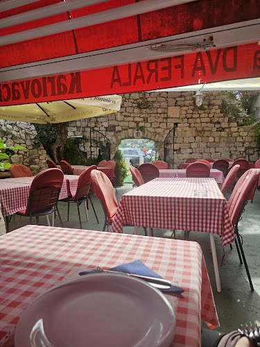 Ul. Ivana Mršića 2, 23250, Pag