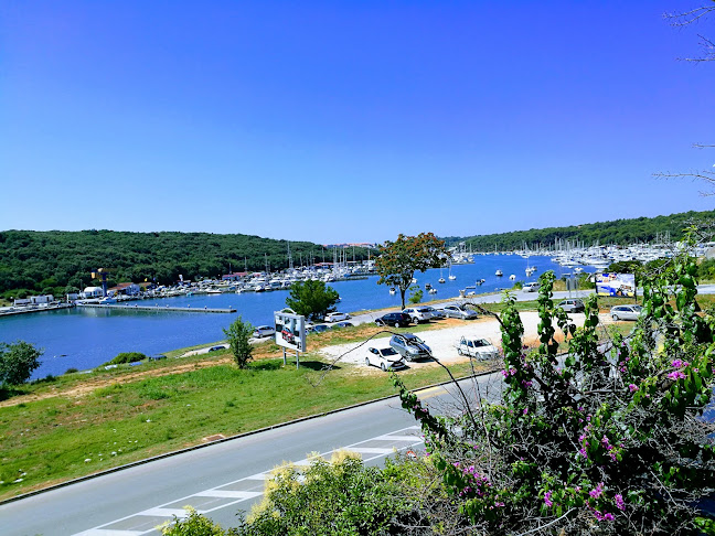 Caffe bar "Actors studio" - Gastronomija i ugostiteljstvo