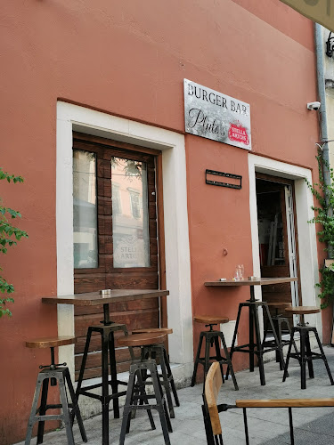 Pluto’s Burger Bar - Gastronomija i ugostiteljstvo