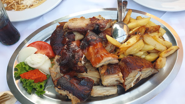 Restaurant Gromaca /Losinj-Cres/ lamb /Spanferkel /maialino