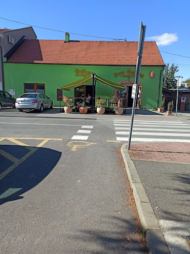 Beer Garden - pivnica - Našice