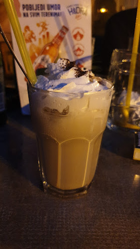 Comentarii opinii despre Cafe Bar Central