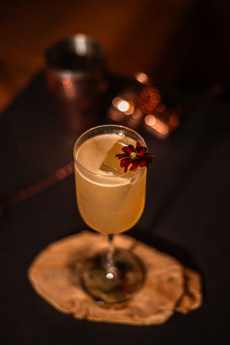 Opinii despre COLONNA cocktail bar în Zadar - Gastronomija i ugostiteljstvo