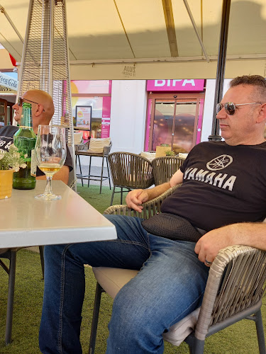 Comentarii opinii despre London Bar