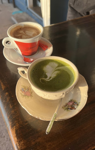 Comentarii opinii despre Lado