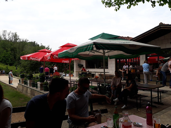 Ranc Mustang - Glavice