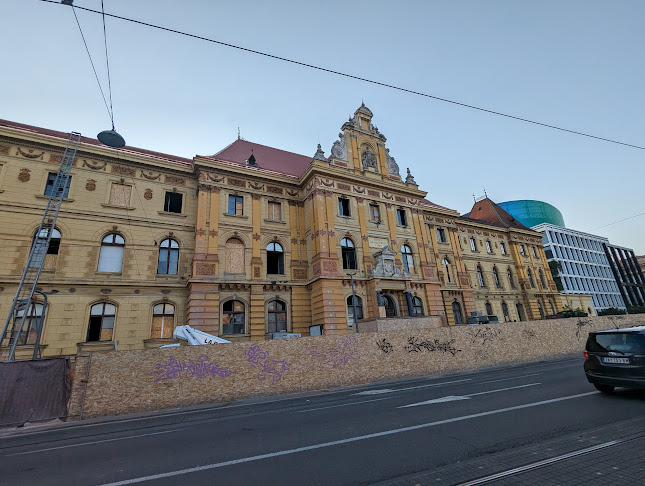 Restaurant and Caffe "Muzej" - Gastronomija i ugostiteljstvo