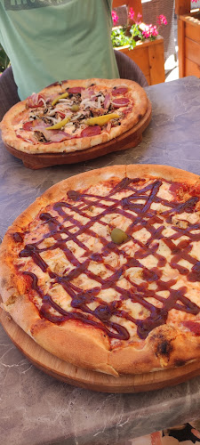 Opinii despre Caffe bar i bistro PodRoom Grill în Slavonski Brod - Gastronomija i ugostiteljstvo