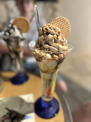 Opinii despre Home made Gelato “ M~eddy” în Mandre - Gastronomija i ugostiteljstvo