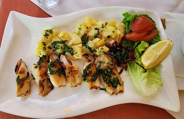 Adria Restaurant & Pizzeria