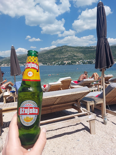 Coral Beach Club - Gastronomija i ugostiteljstvo