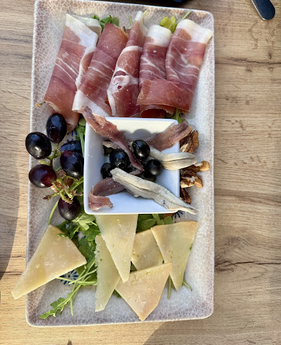 Bistro Macao & Catering