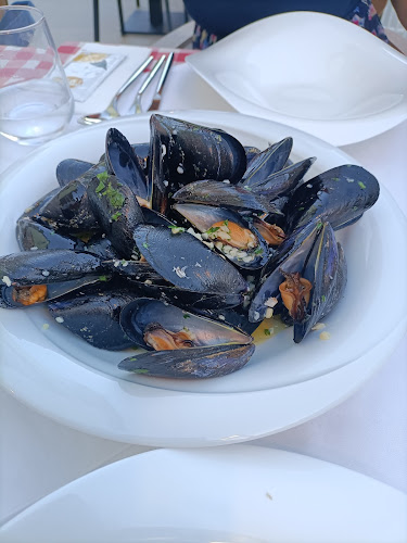 Restaurant & Apartments Galeb