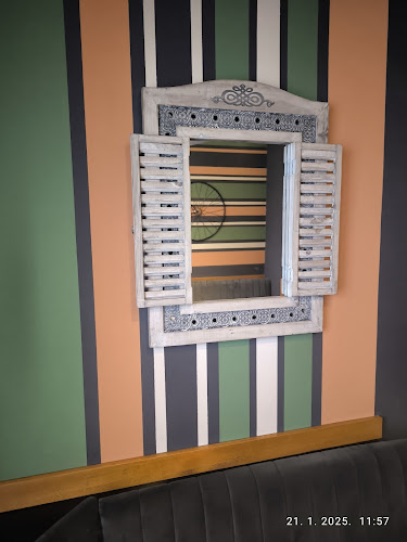 Caffe Bar Art Podvinje - Gastronomija i ugostiteljstvo