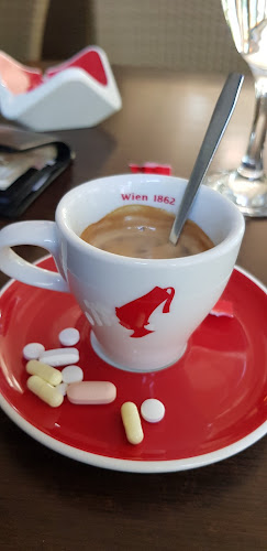 Comentarii opinii despre Caffeteria Exclusive