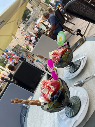 Felix Caffe Bar - Gastronomija i ugostiteljstvo