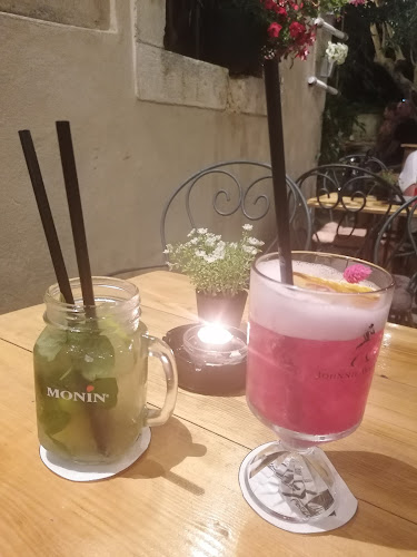 Comentarii opinii despre Ulixes