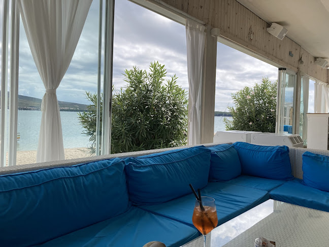 Comentarii opinii despre Beach Bar Saint Dunat