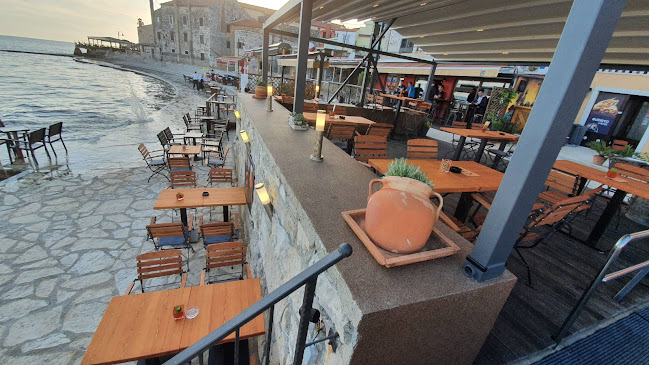 Comentarii opinii despre Burgers & more by San Servolo