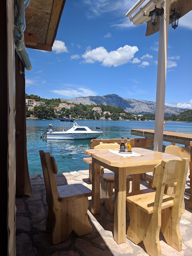 Gavuni restaurant & konoba - Lumbarda