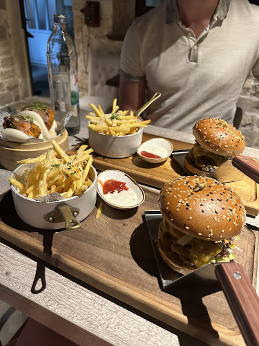 Vintage Bar Hvar (Food & Cocktail Bar) - Gastronomija i ugostiteljstvo