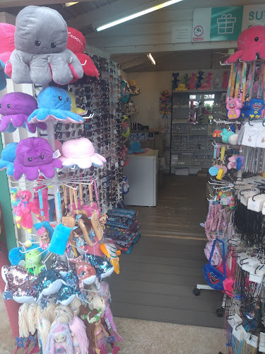 Souvenier Shop - Gastronomija i ugostiteljstvo