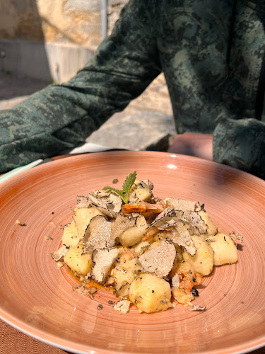 Opinii despre Konoba Mondo în Motovun - Gastronomija i ugostiteljstvo