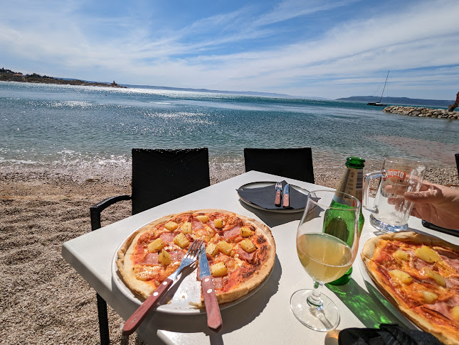 Šetalište Dr. Franje Tuđmana 14, 21300, Makarska