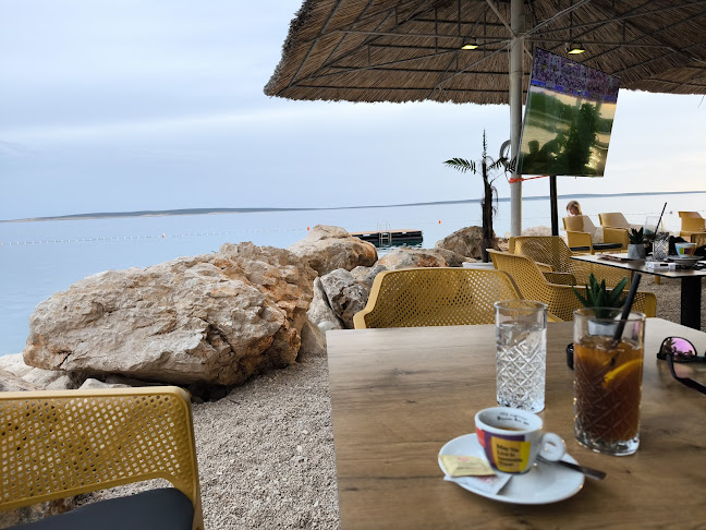Beach Bar 'Harpoon' - Gastronomija i ugostiteljstvo