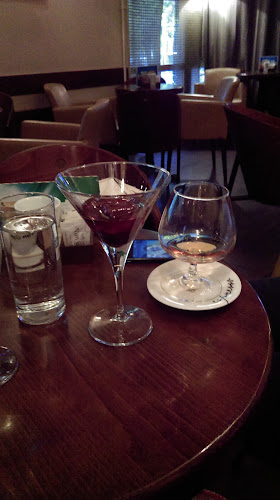 Opinii despre Caffe bar Van Gogh în Zagreb - Gastronomija i ugostiteljstvo