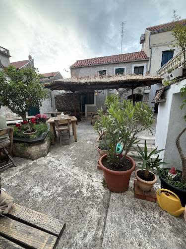 Konoba Kaciol - Gastronomija i ugostiteljstvo