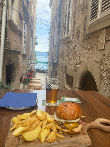 Comentarii opinii despre Čep & Chill Pub