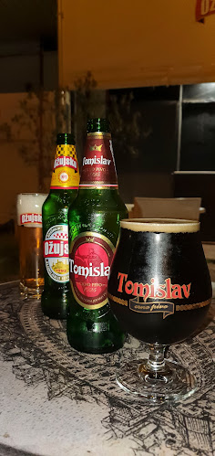 Opinii despre Internet Bar Graphite în Pula - Gastronomija i ugostiteljstvo