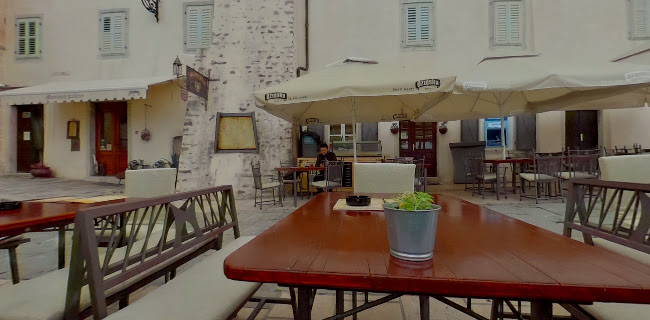 Opinii despre Bistro Bar Montona Gallery în Motovun - Gastronomija i ugostiteljstvo