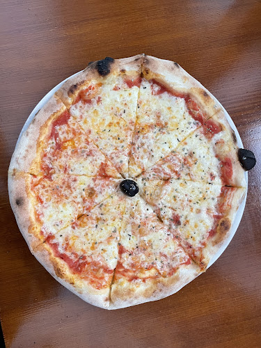 Comentarii opinii despre Planet Pizza