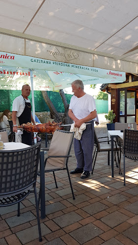 Konoba Val Carpana - Gastronomija i ugostiteljstvo