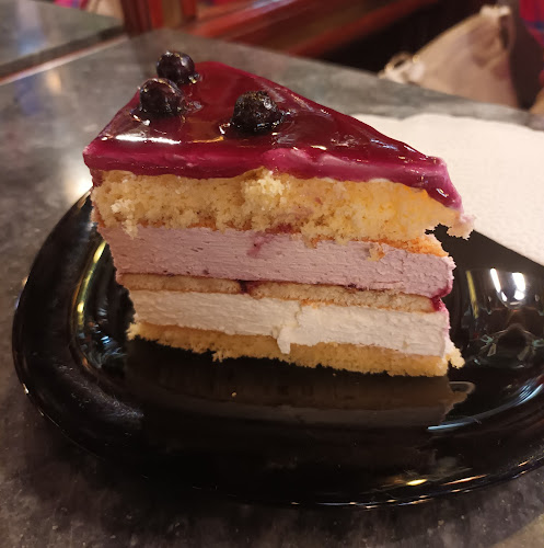 Comentarii opinii despre Fontana