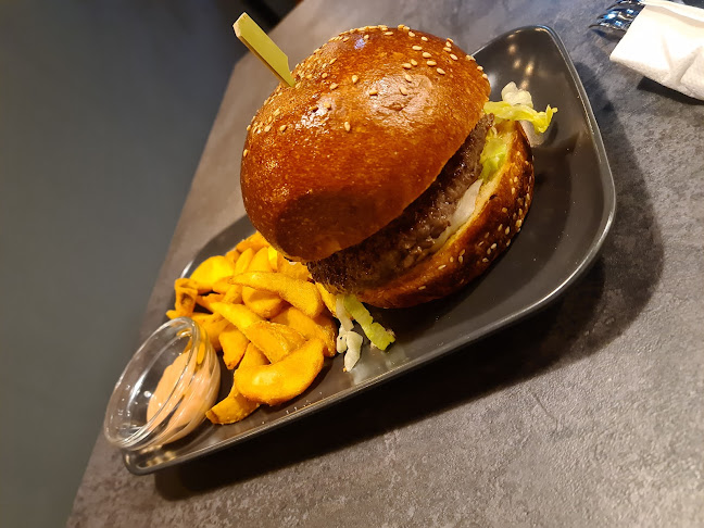 Street Food Meet n' Eat - Gastronomija i ugostiteljstvo