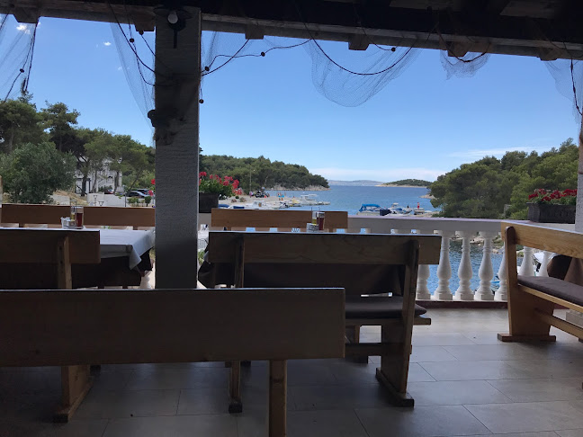 Opinii despre Restaurant Plavi Val în Tribunj - Gastronomija i ugostiteljstvo