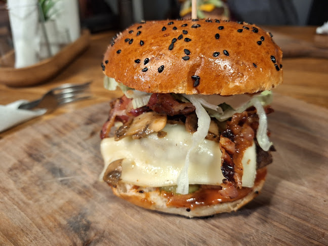 Love @ First Bite - Gastronomija i ugostiteljstvo