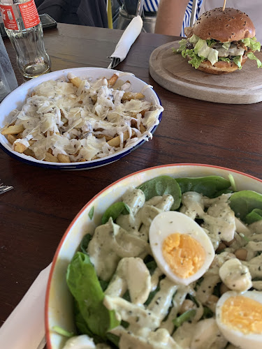 Comentarii opinii despre Submarine Burger Radnička