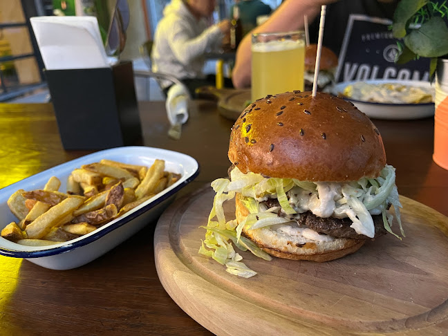 Opinii despre Submarine Burger Bundek în Zagreb - Gastronomija i ugostiteljstvo