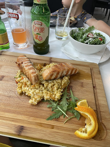 Gladne oči - Zagreb