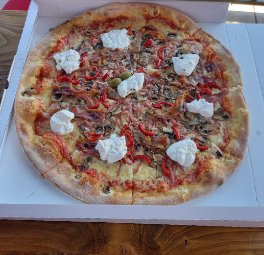 Bistro Pizzeria Ema - Gastronomija i ugostiteljstvo