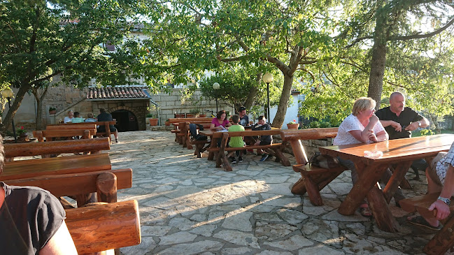 Idila Rakovci - Gastronomija i ugostiteljstvo