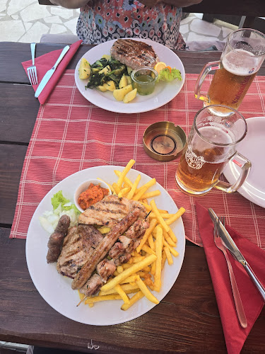 Konoba Vinišće - Gastronomija i ugostiteljstvo