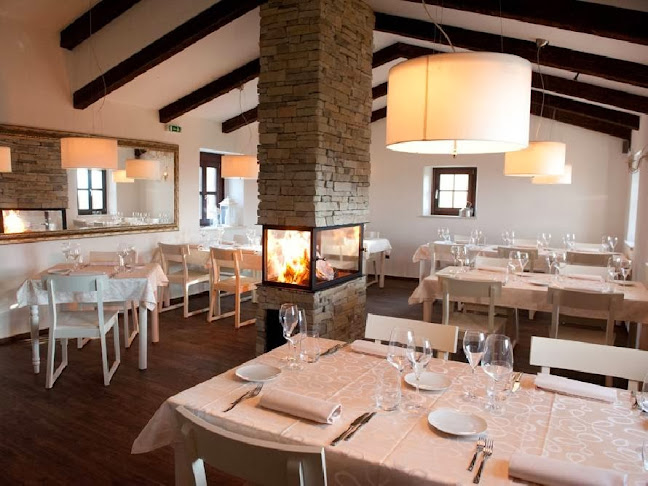 Opinii despre Stari Kaštel în Buje - Gastronomija i ugostiteljstvo