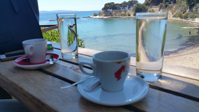 Comentarii opinii despre Mythos