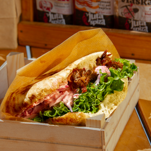 Opinii despre Misto Street Food & Bar în Split - Gastronomija i ugostiteljstvo