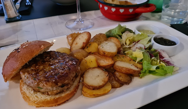 Ul. Obale Matice Hrvatske 20, 22211, Vodice